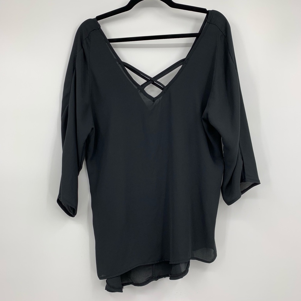 John Gault womens one size fits most blouse caged